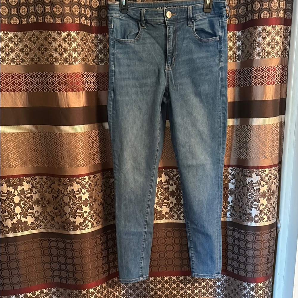 American Eagle skinny jeans